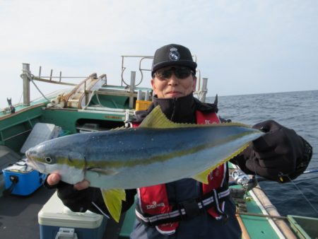 真祐丸 (しんゆうまる) 釣果