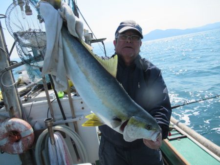 真祐丸 （しんゆうまる） 釣果