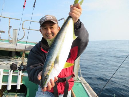 真祐丸 (しんゆうまる) 釣果