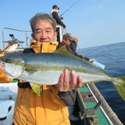 真祐丸 (しんゆうまる) 釣果