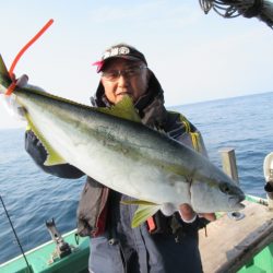 真祐丸 (しんゆうまる) 釣果