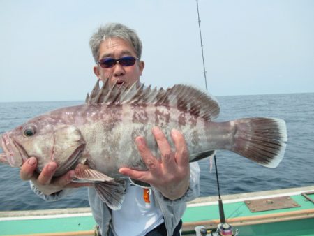 真祐丸 (しんゆうまる) 釣果