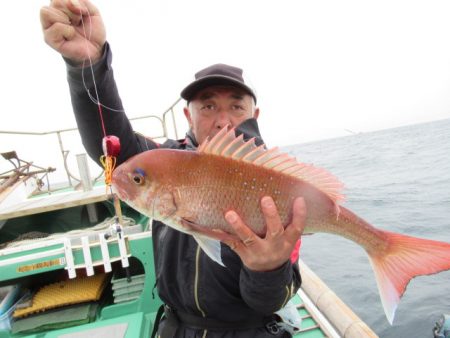 真祐丸 (しんゆうまる) 釣果