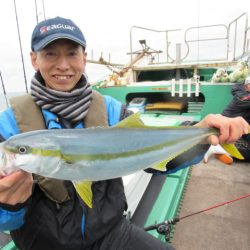 真祐丸 (しんゆうまる) 釣果