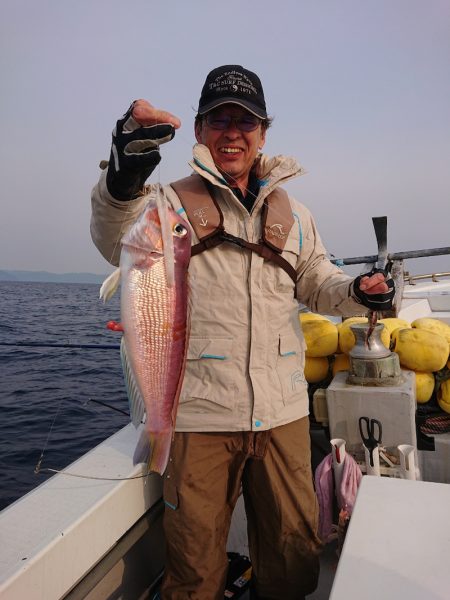 エンペラー 釣果