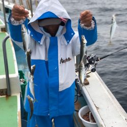丸万釣船 釣果