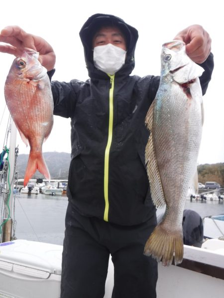 JDI Racing シールズマリンレジャー 釣果