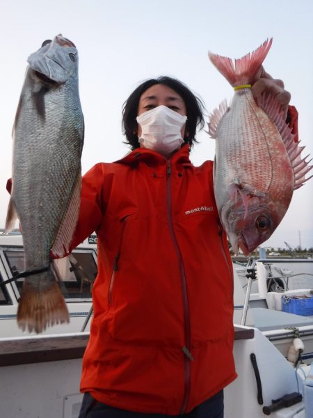 JDI Racing シールズマリンレジャー 釣果