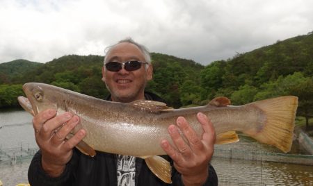 フィッシングレイクたかみや 釣果