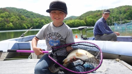 フィッシングレイクたかみや 釣果