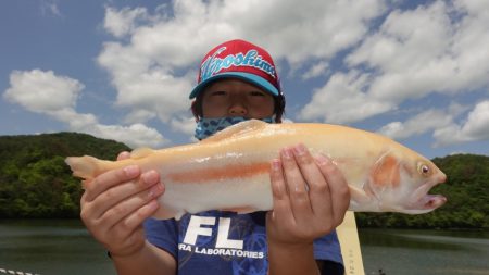 フィッシングレイクたかみや 釣果