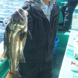 モンロー号 釣果