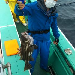 モンロー号 釣果