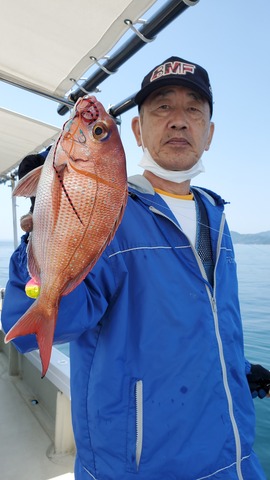 遊漁船 ニライカナイ 釣果