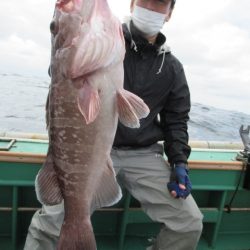 真祐丸 (しんゆうまる) 釣果