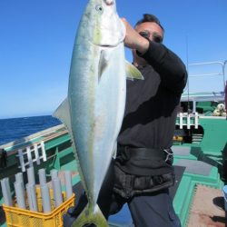 真祐丸 (しんゆうまる) 釣果