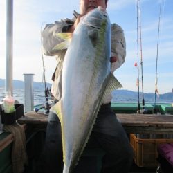 真祐丸 (しんゆうまる) 釣果