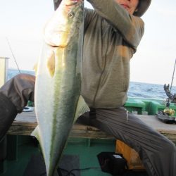 真祐丸 (しんゆうまる) 釣果