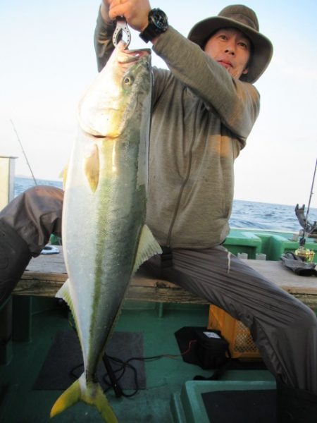 真祐丸 (しんゆうまる) 釣果