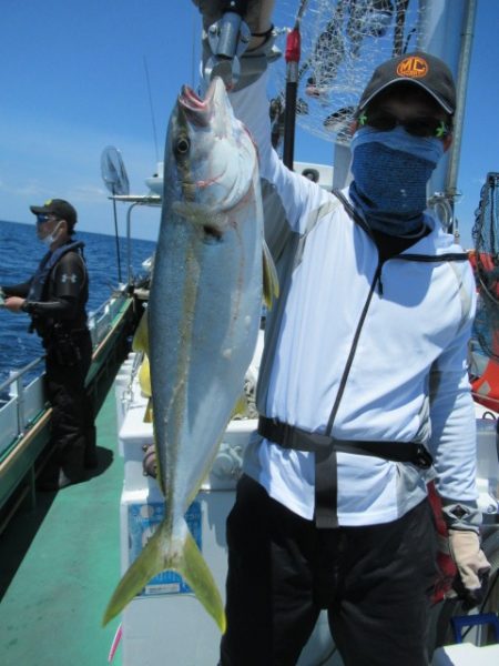 真祐丸 (しんゆうまる) 釣果