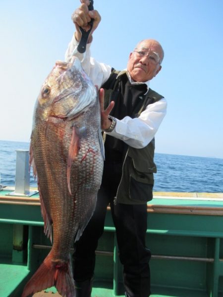 真祐丸 （しんゆうまる） 釣果