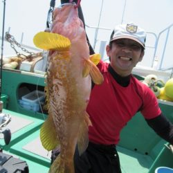 真祐丸 (しんゆうまる) 釣果