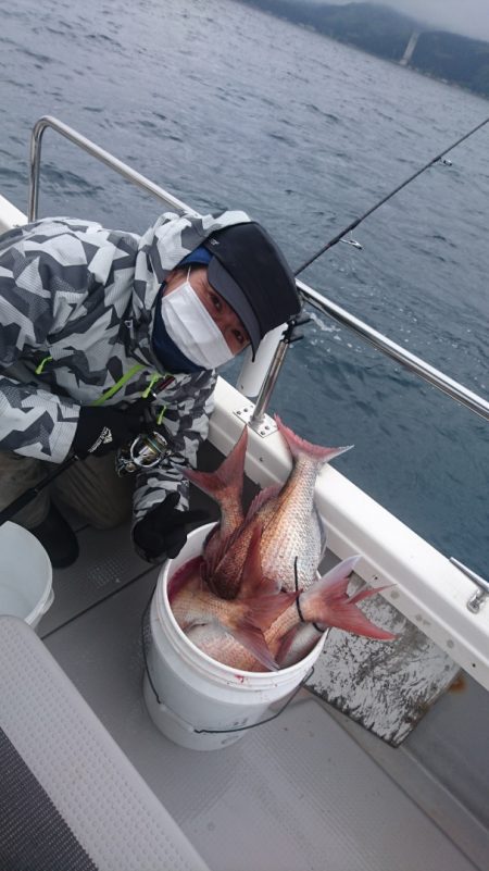 遊漁船ブルーウッズ 釣果