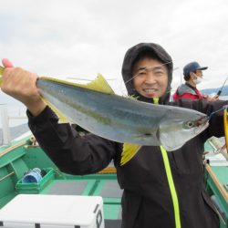 真祐丸 (しんゆうまる) 釣果