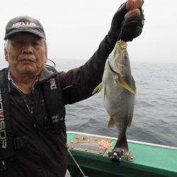 真祐丸 (しんゆうまる) 釣果