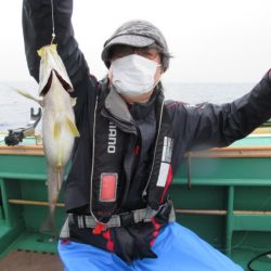 真祐丸 (しんゆうまる) 釣果