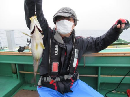 真祐丸 (しんゆうまる) 釣果