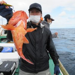 真祐丸 (しんゆうまる) 釣果