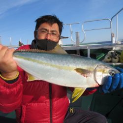 真祐丸 (しんゆうまる) 釣果