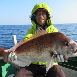 真祐丸 （しんゆうまる） 釣果