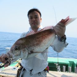 真祐丸 (しんゆうまる) 釣果