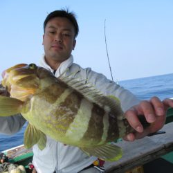 真祐丸 (しんゆうまる) 釣果