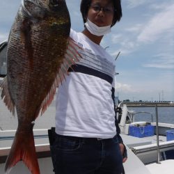 JDI Racing シールズマリンレジャー 釣果