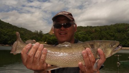 フィッシングレイクたかみや 釣果
