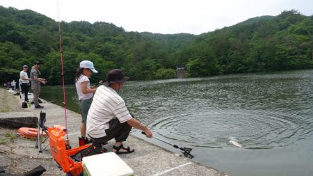 フィッシングレイクたかみや 釣果
