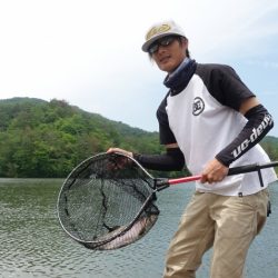 フィッシングレイクたかみや 釣果