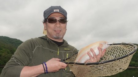 フィッシングレイクたかみや 釣果