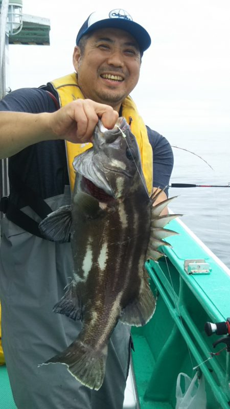モンロー号 釣果