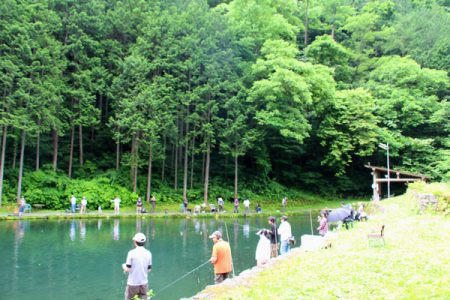 小菅トラウトガーデン 釣果
