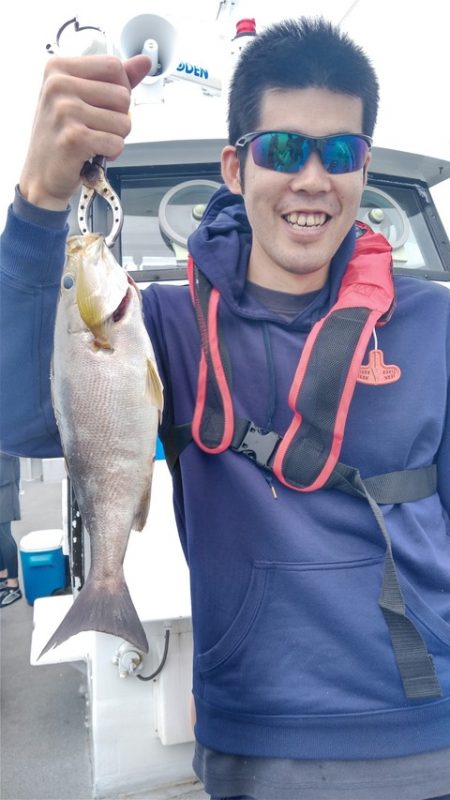 遊漁船 新鋭丸 釣果