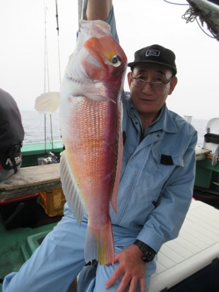 真祐丸 （しんゆうまる） 釣果