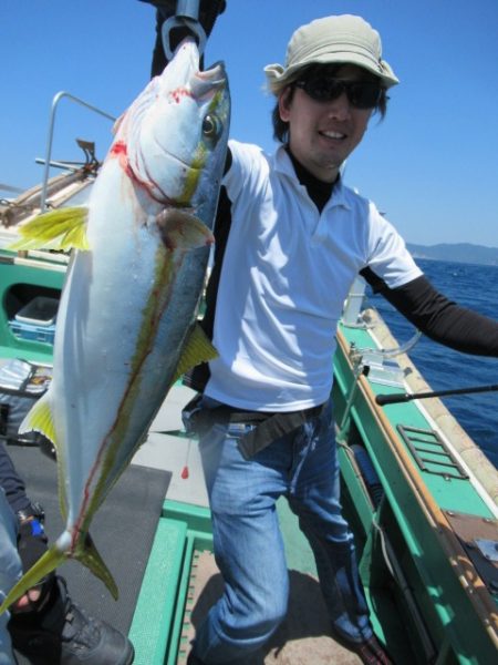 真祐丸 (しんゆうまる) 釣果