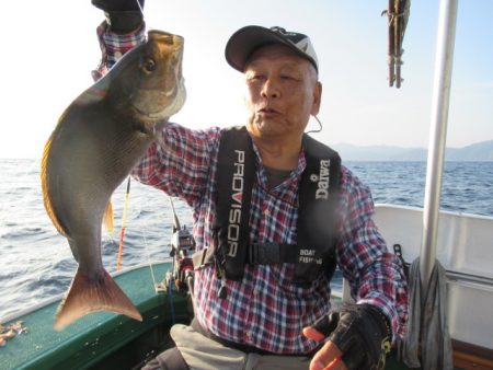 真祐丸 (しんゆうまる) 釣果