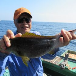 真祐丸 (しんゆうまる) 釣果