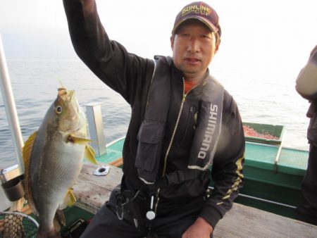 真祐丸 (しんゆうまる) 釣果