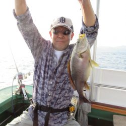 真祐丸 (しんゆうまる) 釣果